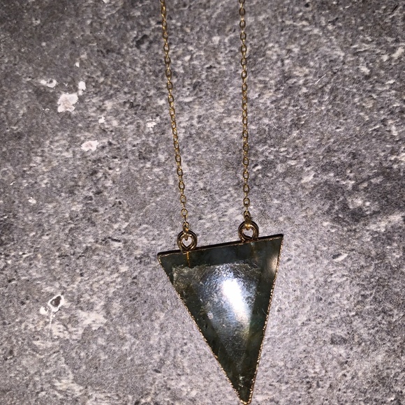 Labradorite Triangle Crystal Necklace 14kt carat gold filled - Picture 2 of 6